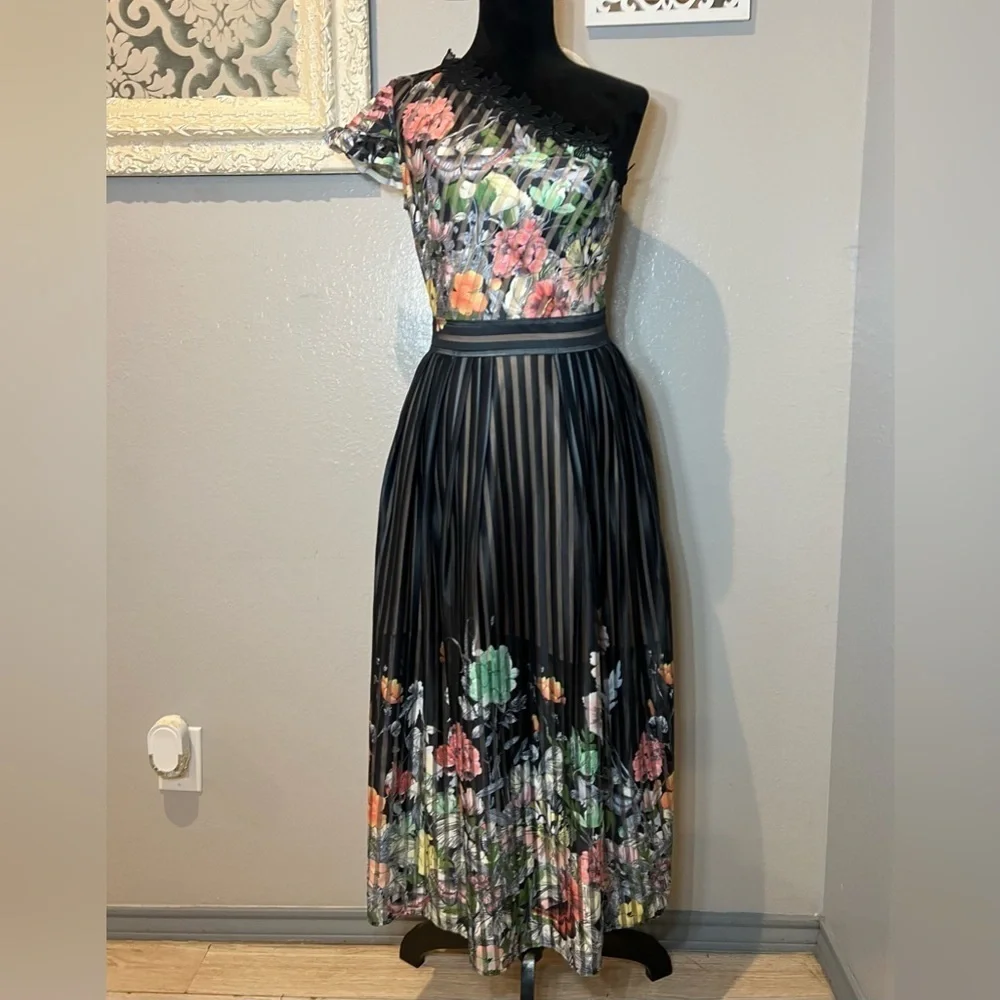 Foxiedox Peach Dress with Floral Accents - Picture 2 of 13